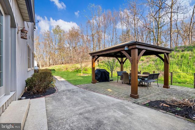 97 WILSON RD, Christiana, PA 17509