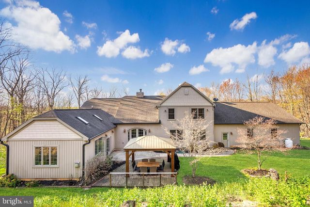 97 WILSON RD, Christiana, PA 17509