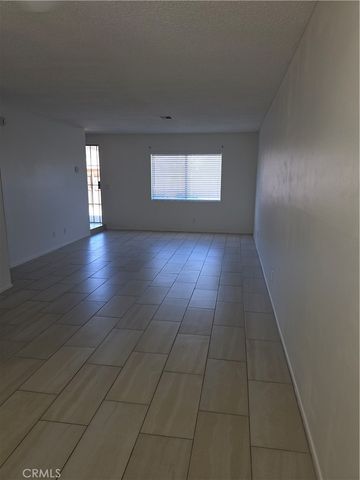 45419 10th W A, Lancaster, CA 93534