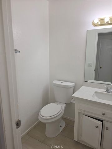 45419 10th W A, Lancaster, CA 93534