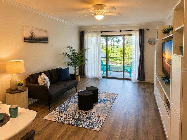 2117 LAKEWOOD CLUB DRIVE S 7-N, St Petersburg, FL 33712