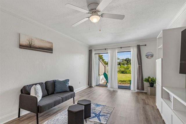 2117 LAKEWOOD CLUB DRIVE S 7-N, St Petersburg, FL 33712
