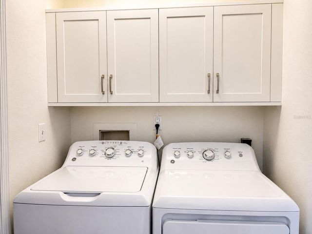 2117 LAKEWOOD CLUB DRIVE S 7-N, St Petersburg, FL 33712