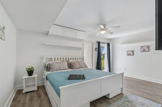 2117 LAKEWOOD CLUB DRIVE S 7-N, St Petersburg, FL 33712