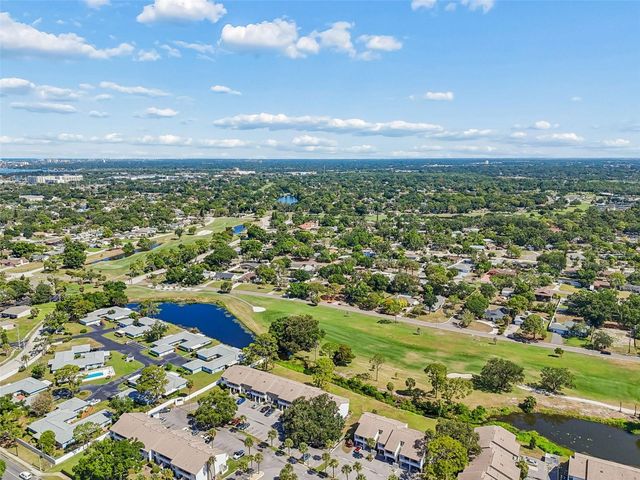 2117 LAKEWOOD CLUB DRIVE S 7-N, St Petersburg, FL 33712