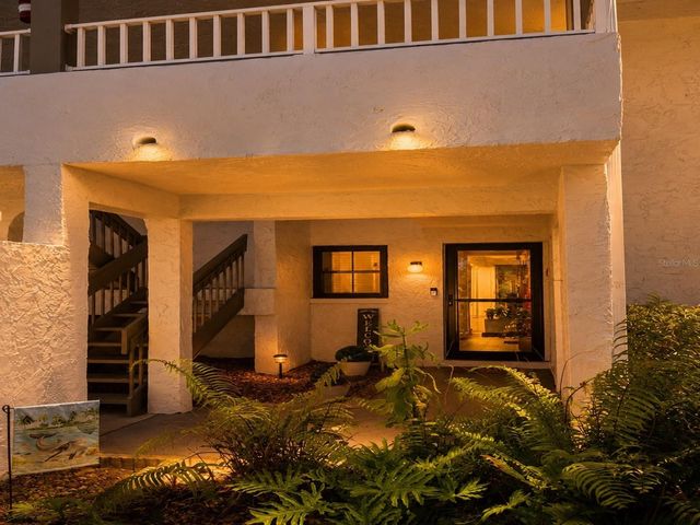 2117 LAKEWOOD CLUB DRIVE S 7-N, St Petersburg, FL 33712