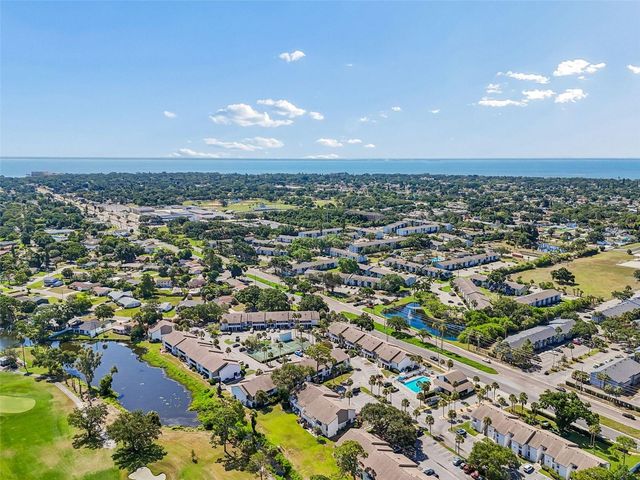 2117 LAKEWOOD CLUB DRIVE S 7-N, St Petersburg, FL 33712
