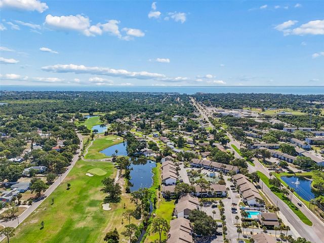 2117 LAKEWOOD CLUB DRIVE S 7-N, St Petersburg, FL 33712
