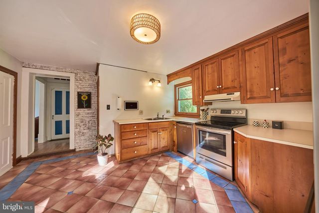 264 DURHAM RD, Ottsville, PA 18942
