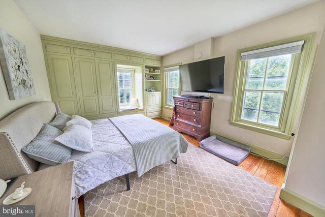 264 DURHAM RD, Ottsville, PA 18942