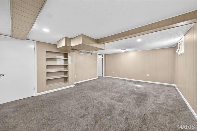 1236 Bliss Drive, St Louis, MO 63137