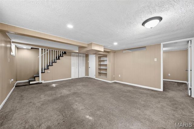 1236 Bliss Drive, St Louis, MO 63137