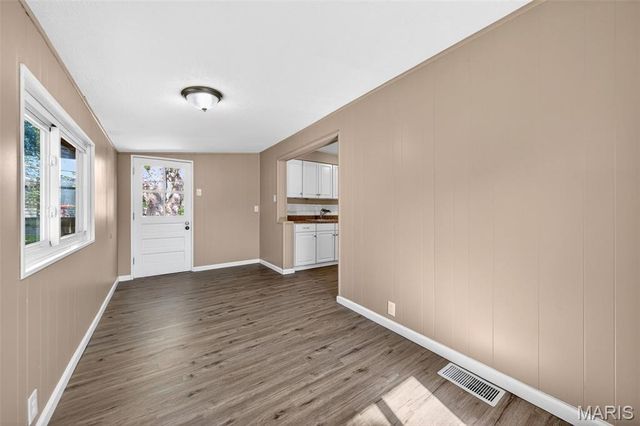 1236 Bliss Drive, St Louis, MO 63137