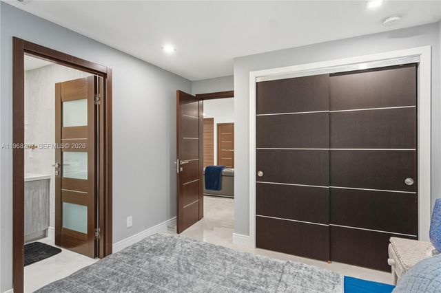 400 NW 24th Street, Wilton Manors, FL 33311