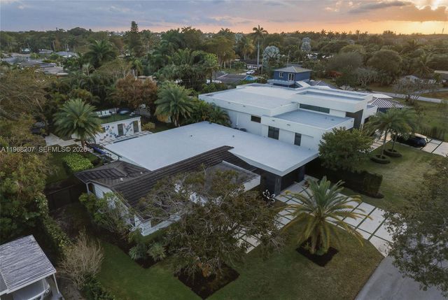 400 NW 24th Street, Wilton Manors, FL 33311