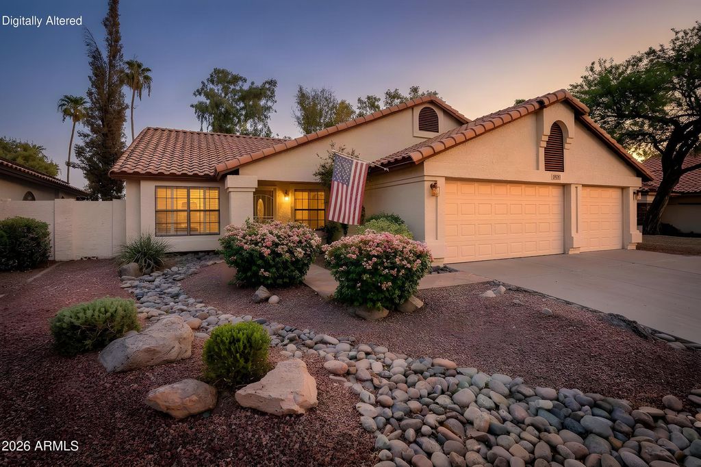 19251 N 73RD Lane, Glendale, AZ 85308 — exterior