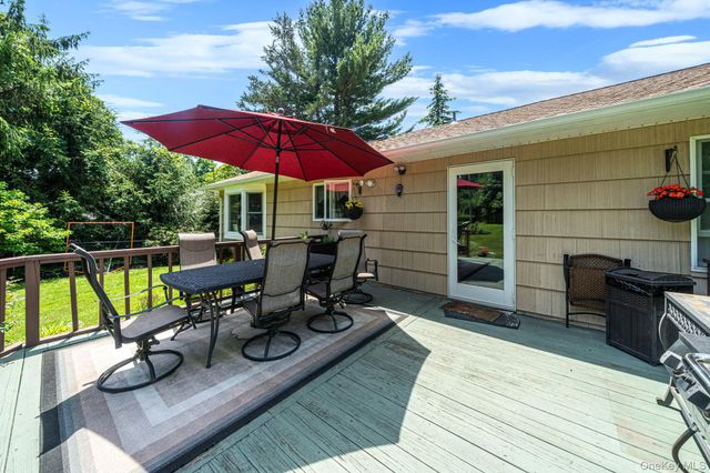 7 Carrie Court, Smithtown, NY 11787
