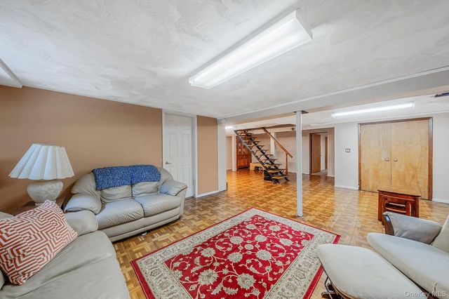 7 Carrie Court, Smithtown, NY 11787