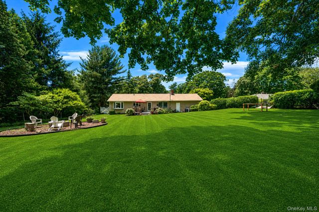 7 Carrie Court, Smithtown, NY 11787