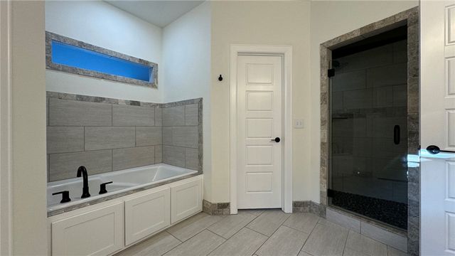 5806 W Red Maple Drive, Rogers, AR 72758