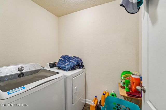 6774 SANDLE Drive, Jacksonville, FL 32219
