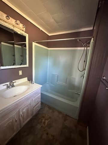 499 Lake Road, St. Albans Town, VT 05478