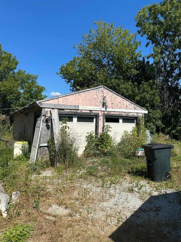 499 Lake Road, St. Albans Town, VT 05478
