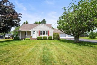 38 Tobin Road, Henrietta, NY 14467