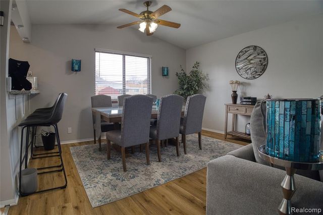 13513 Angela Drive, Warren, MI 48088