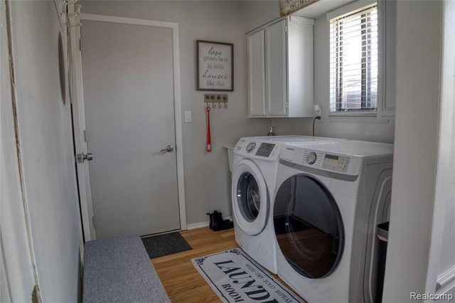 13513 Angela Drive, Warren, MI 48088