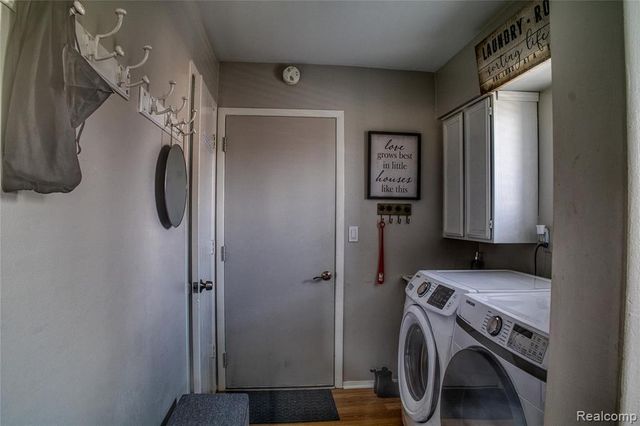 13513 Angela Drive, Warren, MI 48088