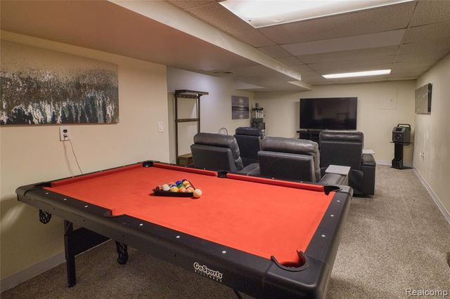 13513 Angela Drive, Warren, MI 48088