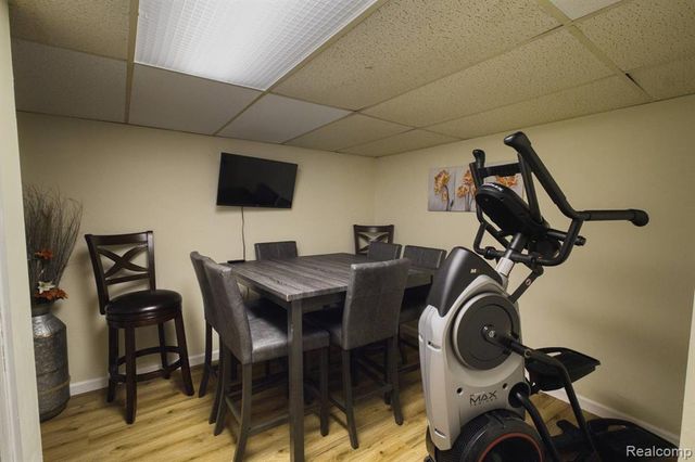 13513 Angela Drive, Warren, MI 48088