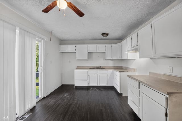 4038 N Mitthoefer Road, Indianapolis, IN 46235