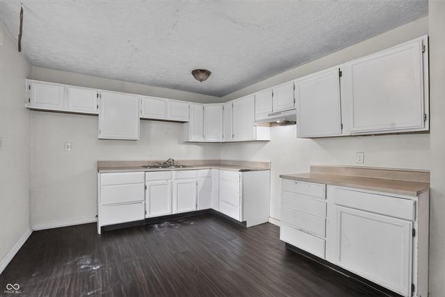 4038 N Mitthoefer Road, Indianapolis, IN 46235