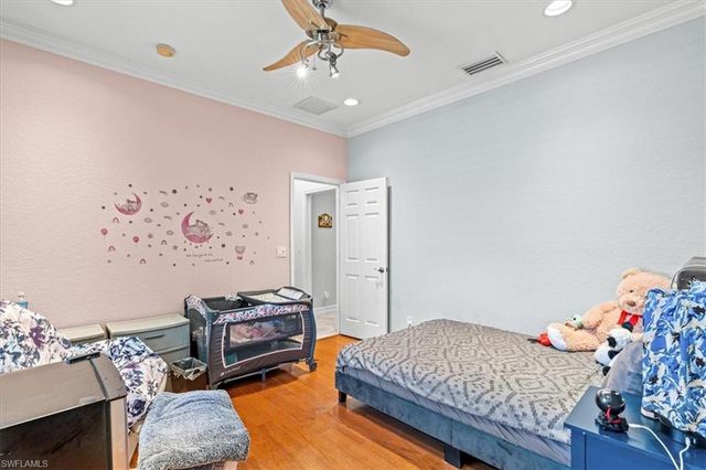 3905 Recreation LN, Naples, FL 34116