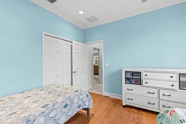 3905 Recreation LN, Naples, FL 34116
