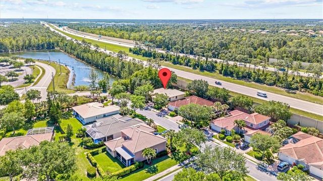 3905 Recreation LN, Naples, FL 34116