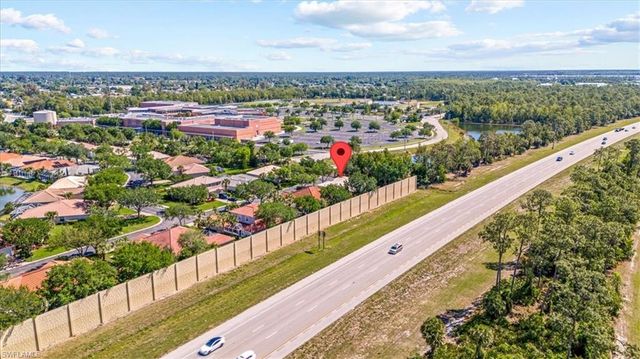 3905 Recreation LN, Naples, FL 34116