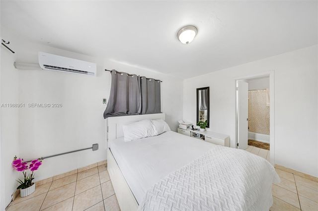 605 NW 34th Ave, Miami, FL 33125