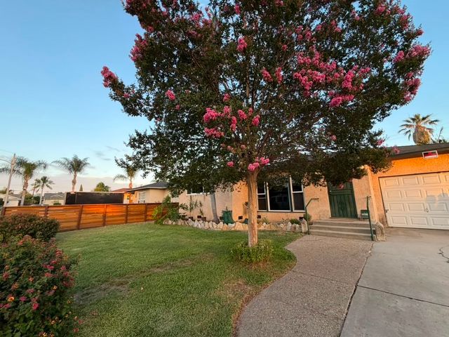 15076 Danbrook Drive, Whittier, CA 90604