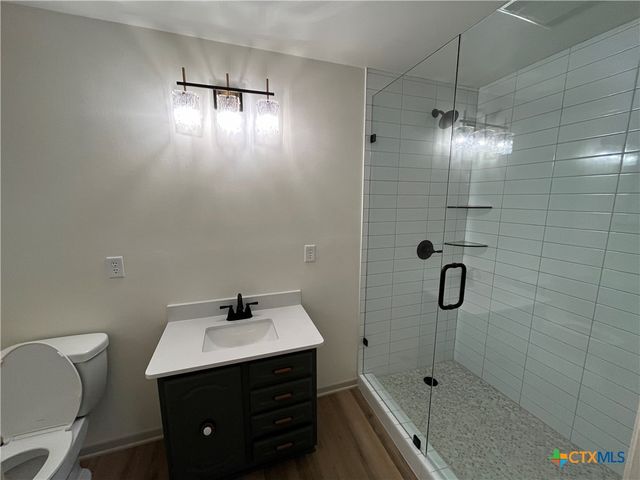 502 W Avenue A, Lampasas, TX 76550