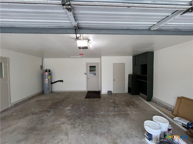 502 W Avenue A, Lampasas, TX 76550