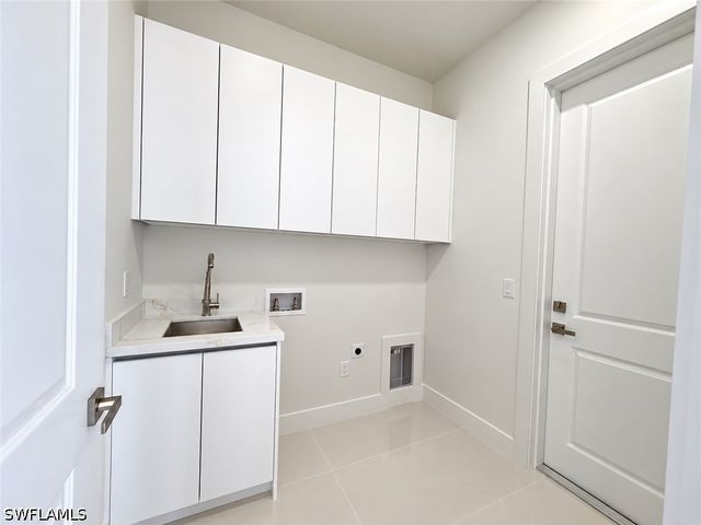 4222 18th Ave NE, Naples, FL 34120