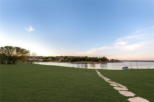 3111 Lake Creek Drive, Highland Village, TX 75077