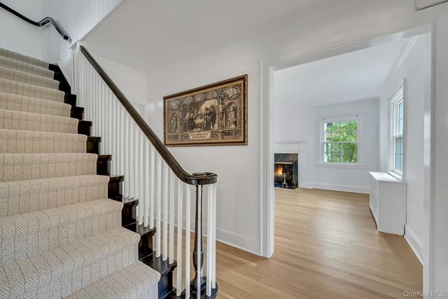 83 Parkway W, Mount Vernon, NY 10552