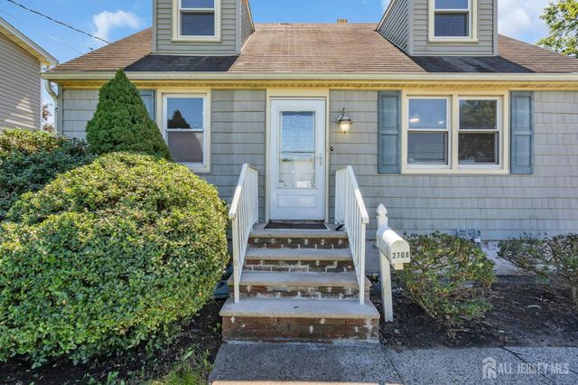 2708 Maple Avenue, South Plainfield, NJ 07080