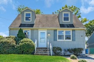 2708 Maple Avenue, South Plainfield, NJ 07080