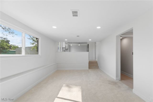 5981 Marra Drive, Bedford Heights, OH 44146