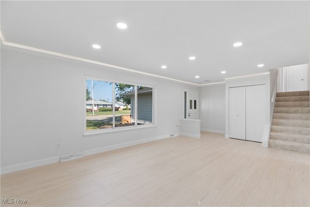 5981 Marra Drive, Bedford Heights, OH 44146